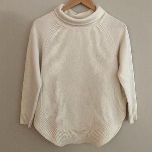 Athleta Ravine Turtleneck Merino Wool Blend Sweater Size Small